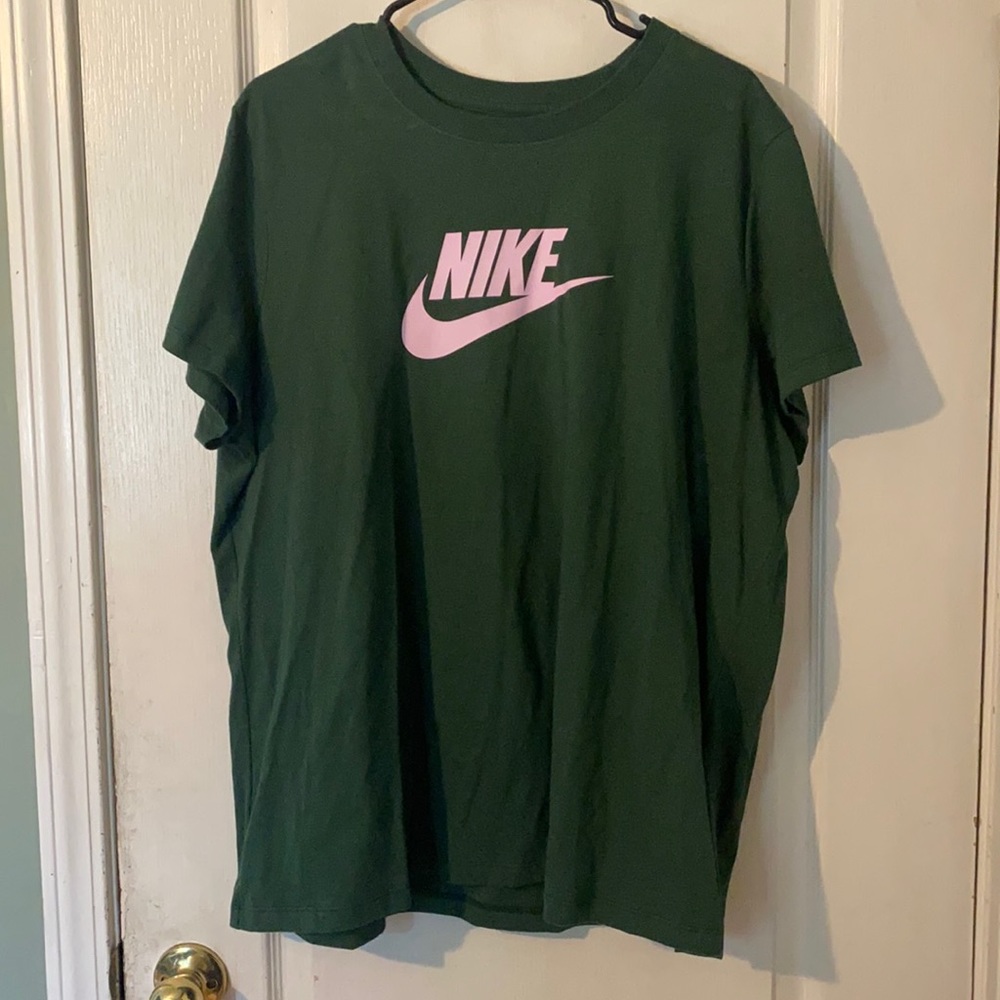 The Nike Tee size xx-L
